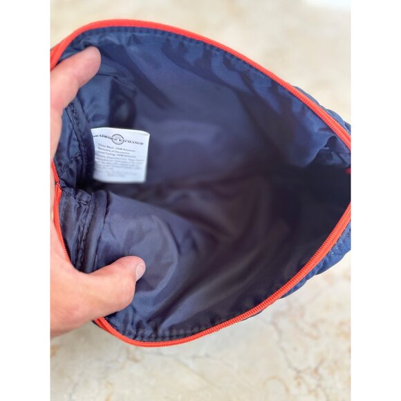 Chicago Bears Quilted Cosmetic Bag By Bradford Exchange - Picture 3 of 7